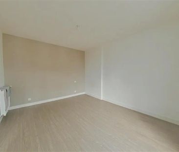 Location appartement 3 pièces - 78m² à Loudun (86200) - Photo 1