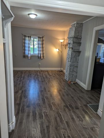 For Lease - 14293 Trafalgar Road, Halton Hills, Ontario - Photo 5