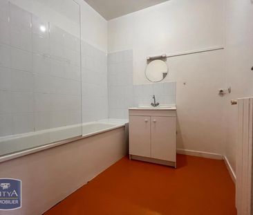 Location Appartement 2 pièces 54m² LAVAL 53000 - Photo 4