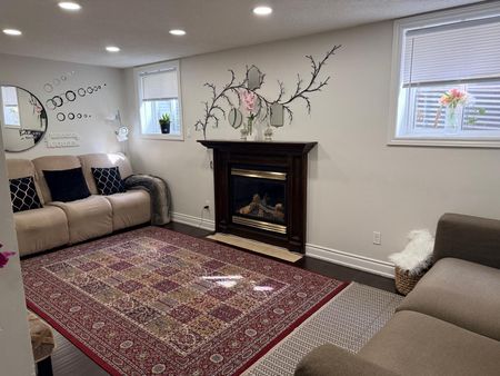 For Lease - 1540 Manorbrook Crt. N/A Unit# 3BR Legal Basement, Mississauga, Ontario - Photo 3