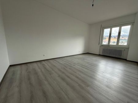 FINO A 3 MESI GRATUITI - 4.5 locali ristrutturato a Chiasso - Foto 3