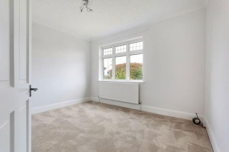 5 bedroom semi-detached house to rent - Photo 5