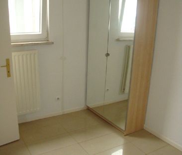 APPARTEMENT - 36 m2 - 2 pièces ruelle de l eglise à SARREGUEMINES 5... - Photo 2