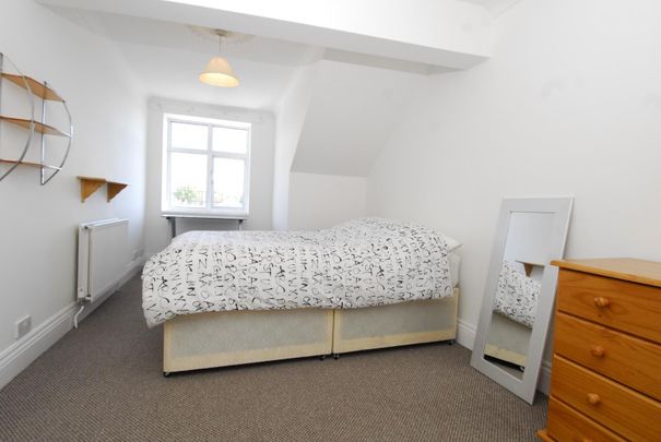 Prospect Street, Flat 3, Plymouth - Photo 1