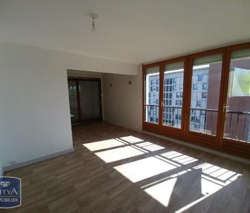 Location Appartement 3 pièces 67m² LILLE 59000 - Photo 3