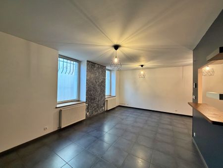 Location Appartement 3 pièces 68m² NANCY 54000 - Photo 2