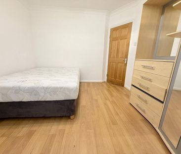 2 bedroom maisonette to rent - Photo 3