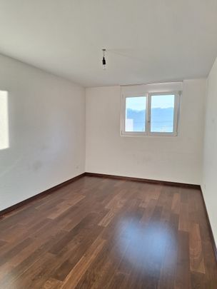 Villa de 4.5 pièces avec grand balcon et vue lac et montagne - Photo 1