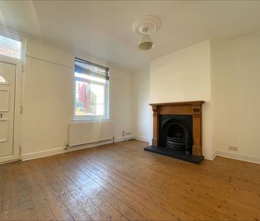 2 bedroom house to rent - Photo 3