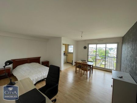 Location Appartement 1 pièce 36m² LE MANS 72000 - Photo 2