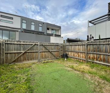 73 Eastern Road, South Melbourne, Vic 3205 - Photo 6