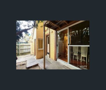 2/9-11 Dixon St, Clayton, Vic 3168 - Photo 2