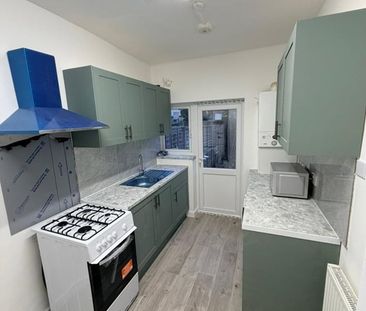 2 Bed Flat, Lausanne Road, N8 - Photo 3