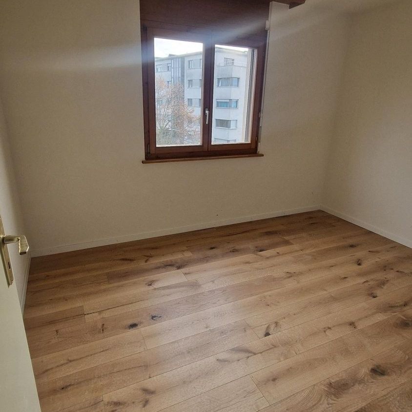 Appartement de 4.5 pièces d'env. 100 m2 avec balcon - Foto 1