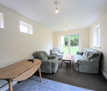 5 bedroom detached house to rent - Photo 1