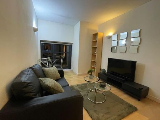 1 bedroom flat to rent - Photo 1