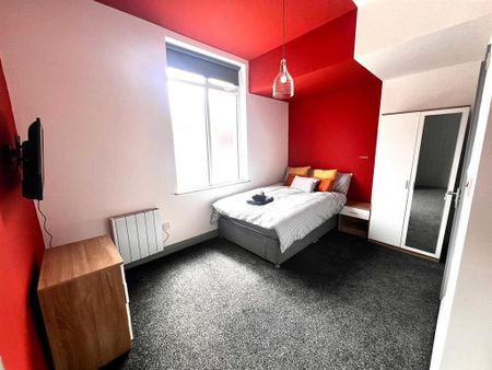 Studio to rent - Photo 3
