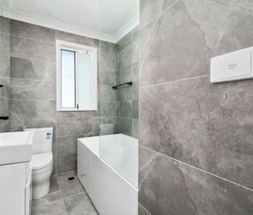 RENOVATED THREE BEDROOM HOME! - Photo 3