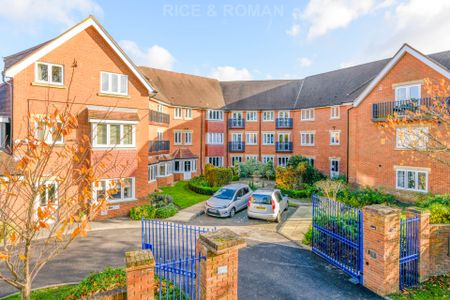 1 Bedroom Apartment, Fullerton Court – Teddington - Photo 3