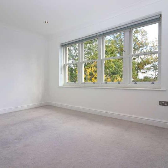 Langley Road, Surbiton, KT6 - Photo 1