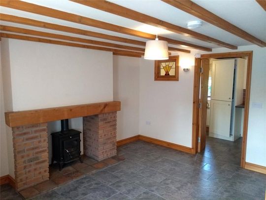 2 bedroom terraced house to rent - Photo 1