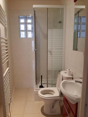 Location Appartement 2 pièces 28m² ISSY LES MOULINEAUX 92130 - Photo 4