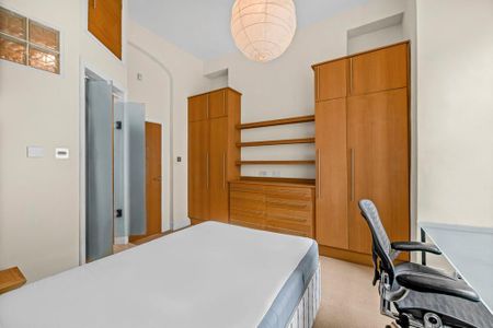 3 bedroom flat to rent - Photo 5