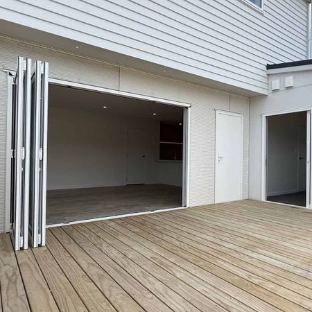 Wainuiomata 3 Bedrooms - Photo 3