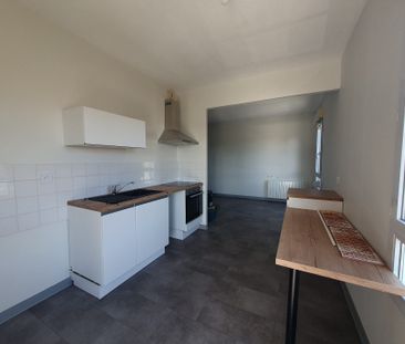 Location Appartement 2 pièces 51m² CONDRIEU 69420 - Photo 2