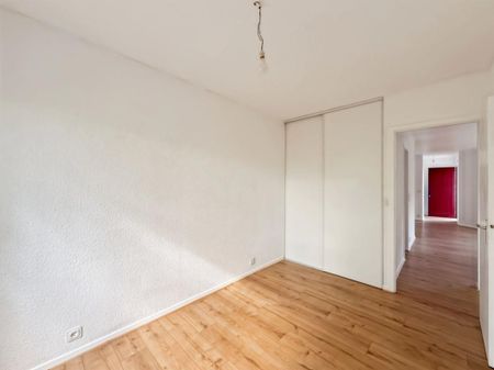 Location Appartement 3 pièces 49m² MONT DE MARSAN 40000 - Photo 2