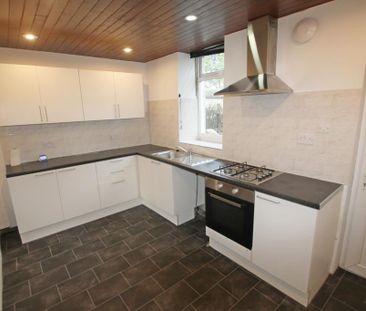 2 bedroom terraced house to rent - Photo 4