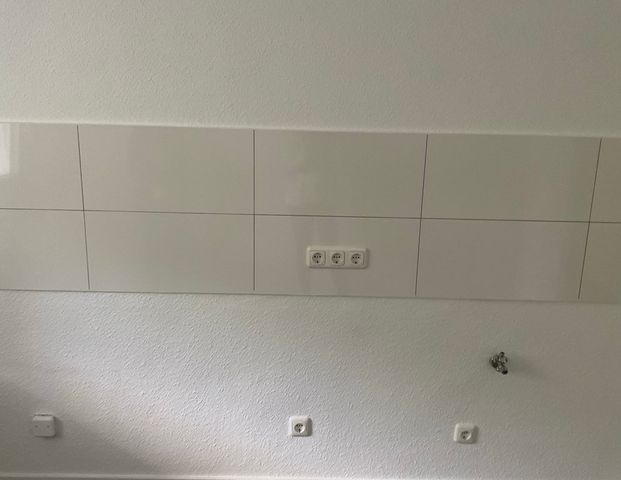Sehr schöne sanierte 2 Zimmer Wohnung mit Balkon in Duisburg zu vermieten - Foto 1