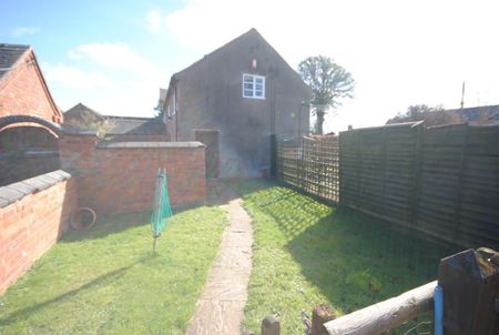 1 bedroom end of terrace house to rent - Photo 2