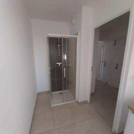 Apartment - Photo 4