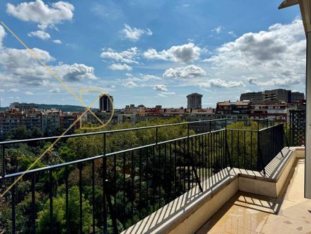 3 room luxury penthouse for rent in Barcelona, Spain - Photo 3