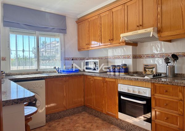 Sunny and cosy bungalow in La Zenia, Orihuela Co