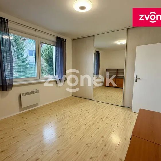 Prostorný zděný byt v pěkném prostředí Zlína - Kudlov - Fotografie 1