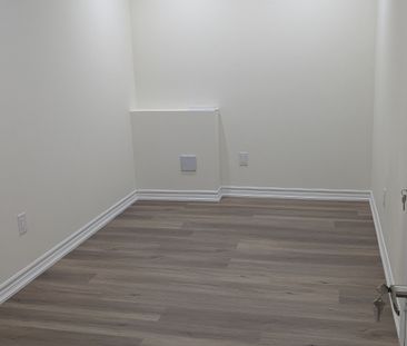 For Lease - 27 Vickery Street, Whitby, Ontario - Photo 2