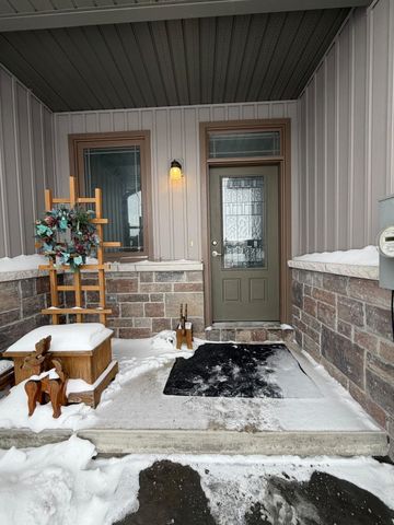 For Lease - 37 Ledgerock Court, Quinte West, Ontario - Photo 2