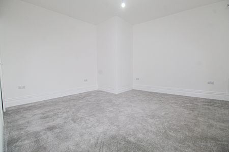 Shirley Road, Roath, Cardiff - Photo 3