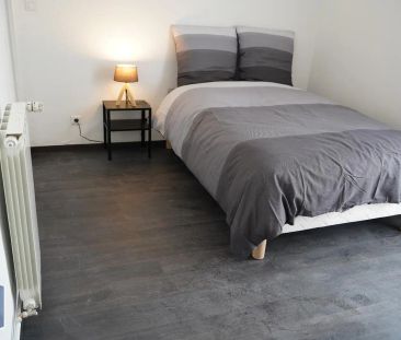 Appartement à louer 4 pièces 73.06m² - Photo 2