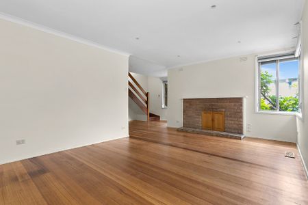 9 Lobelia Court, Blackburn North - Photo 2