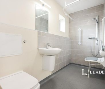 1 bedroom apartment to rent St. Peters Gardens, Marefair, Northampton, Northamptonshire, NN1 - Photo 3