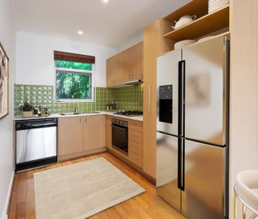 Unit 5/46 Foam Street, Elwood. - Photo 1