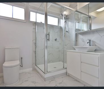 STYLISH & PRIVATE HIDDEN GEM - READY TO MOVE IN! - Photo 3