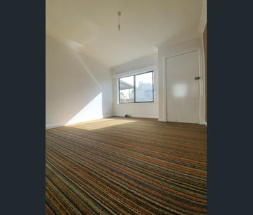 Beautiful 1 bedroom unit perfect for you!! - Photo 1