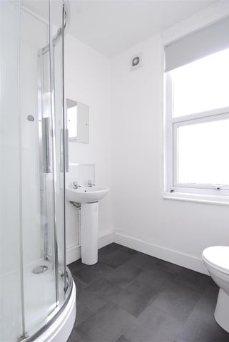 Ashford Road, Plymouth - Photo 4