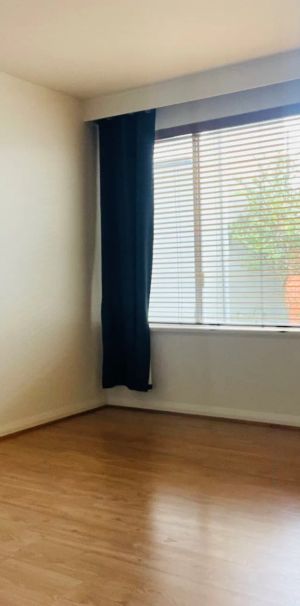 LIGHT, BREEZY AND SECURE APARTMENT - Photo 1