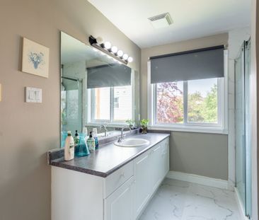 For Lease - 5047 Kempling Lane, Burlington, Ontario - Photo 5