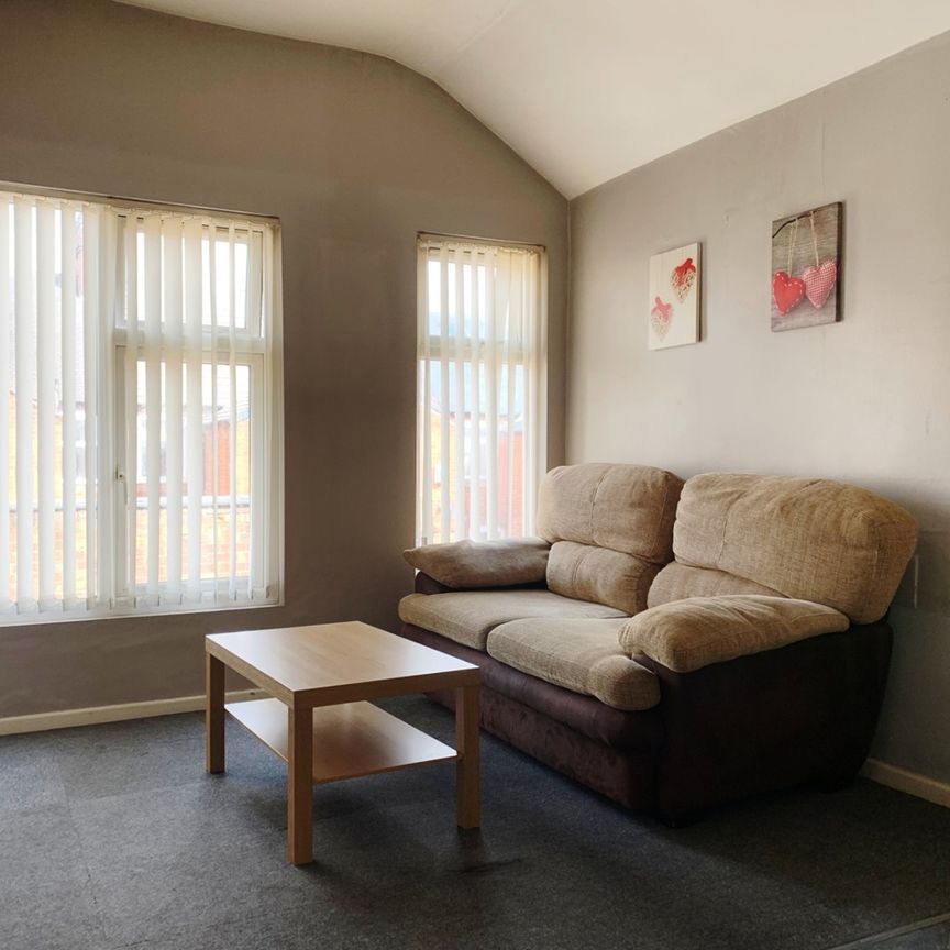 1 Bed Flat, Dartford Road, LE2 - Photo 1